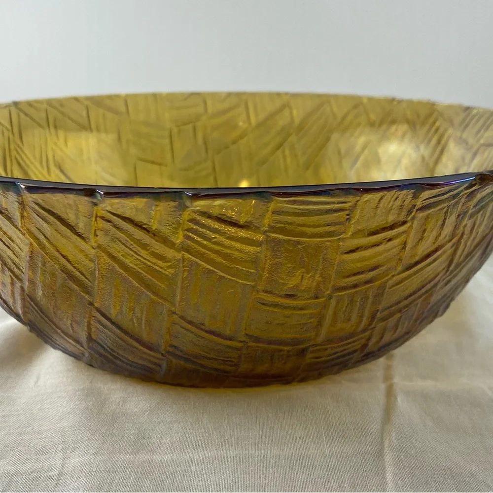 Vintage Indiana Glass Weavetex Basketweave Bowl Marigold Carnival Glass MCM 9”